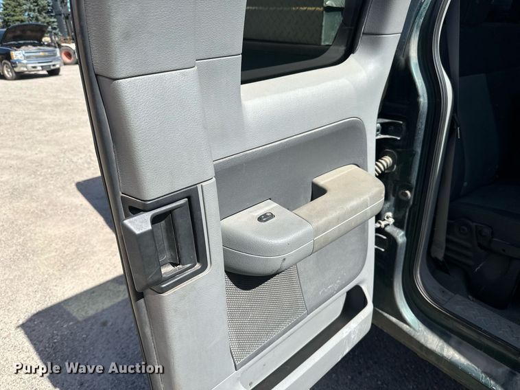 image for item EB2972 2007 Ford F150 SuperCab pickup truck