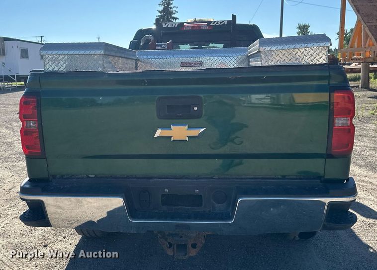 image for item EB2974 2016 Chevrolet Silverado 2500HD Double Cab pickup truck