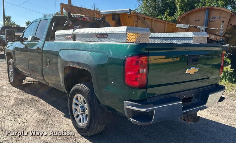 image for item EB2974 2016 Chevrolet Silverado 2500HD Double Cab pickup truck