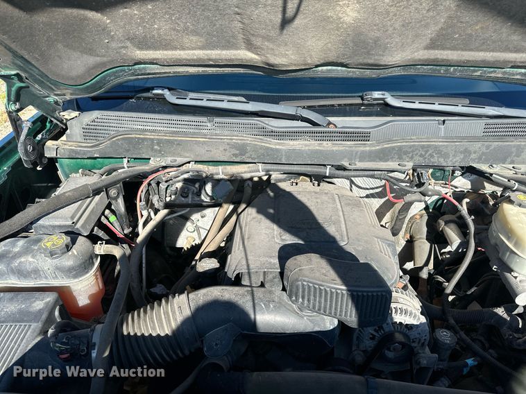 image for item EB2974 2016 Chevrolet Silverado 2500HD Double Cab pickup truck