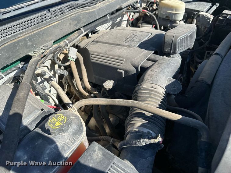 image for item EB2974 2016 Chevrolet Silverado 2500HD Double Cab pickup truck