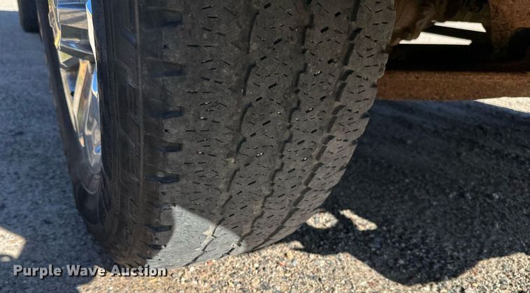 image for item EB2974 2016 Chevrolet Silverado 2500HD Double Cab pickup truck