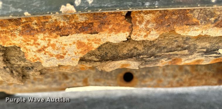 image for item EB2976 2013 Chevrolet Silverado 1500 Ext. Cab pickup truck