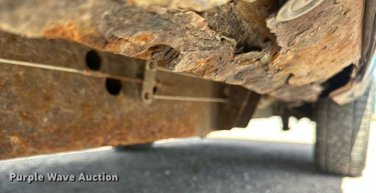 image for item EB2976 2013 Chevrolet Silverado 1500 Ext. Cab pickup truck