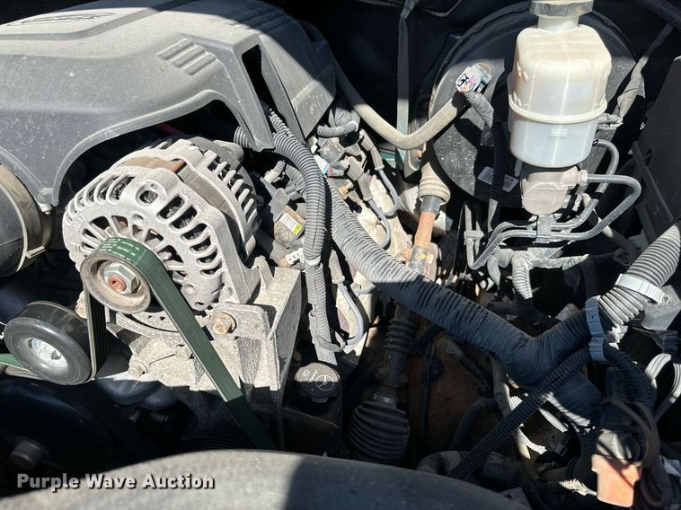 image for item EB2976 2013 Chevrolet Silverado 1500 Ext. Cab pickup truck