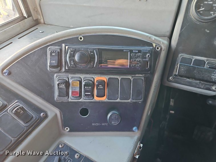 image for item EB8240 2005 Blue Bird Vision school bus