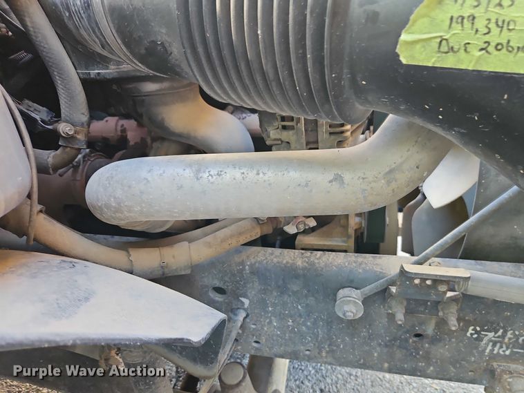 image for item EB8240 2005 Blue Bird Vision school bus