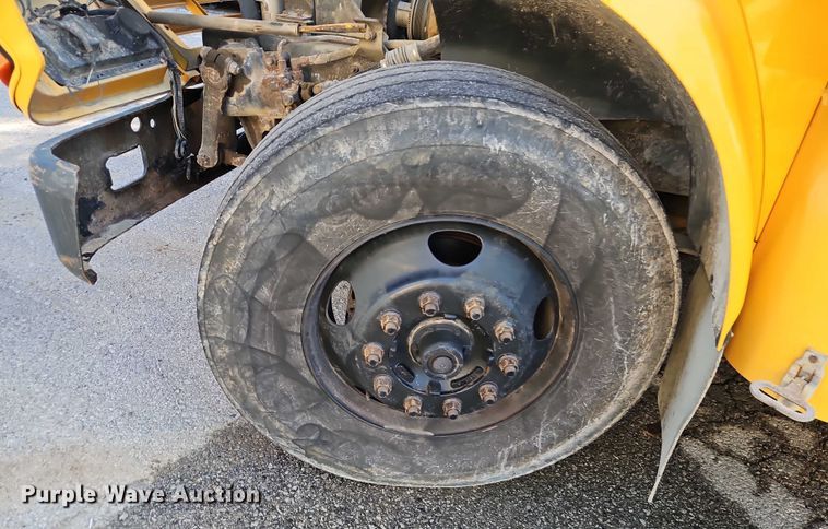 image for item EB8240 2005 Blue Bird Vision school bus