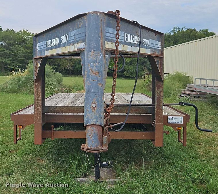 image for item EB8256 2000 Hillsboro Industries 300 equipment trailer