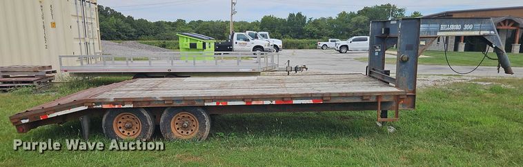 image for item EB8256 2000 Hillsboro Industries 300 equipment trailer