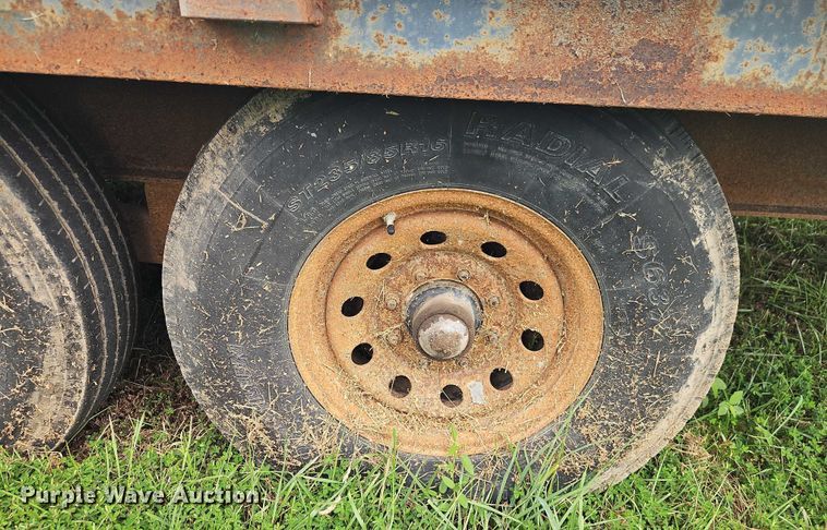 image for item EB8256 2000 Hillsboro Industries 300 equipment trailer