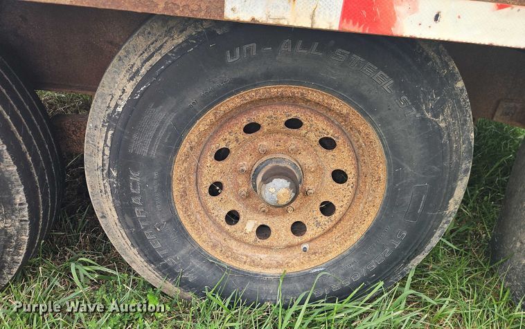 image for item EB8256 2000 Hillsboro Industries 300 equipment trailer