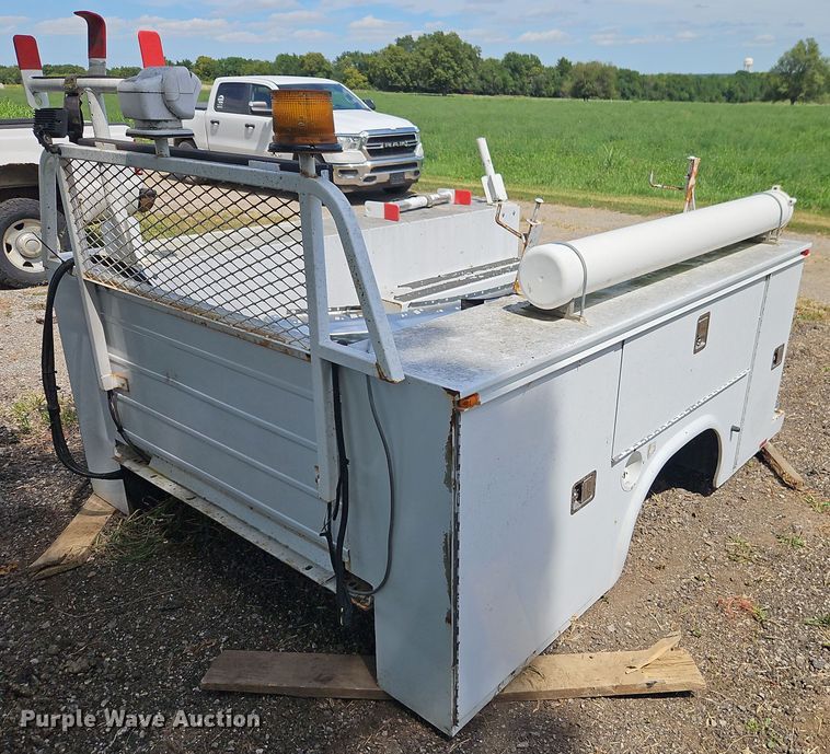 image for item EB8262 Knapheide 696J utility bed