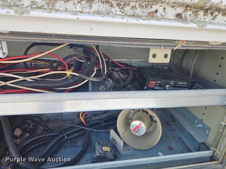 image for item EB8262 Knapheide 696J utility bed