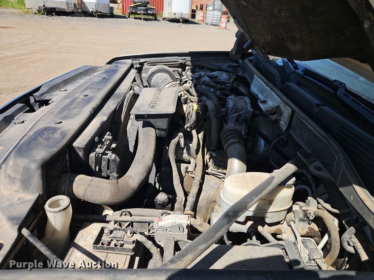 image for item EB8266 2017 Chevrolet Silverado 2500HD Crew Cab pickup truck