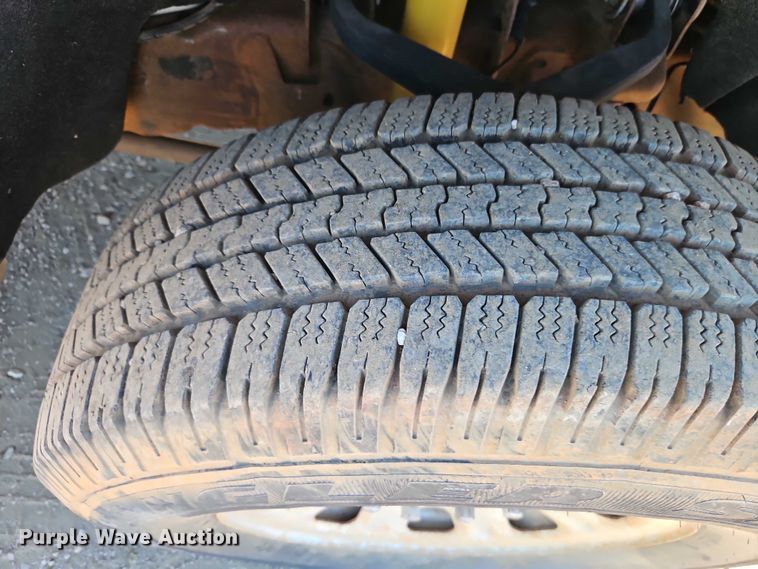 image for item EB8266 2017 Chevrolet Silverado 2500HD Crew Cab pickup truck