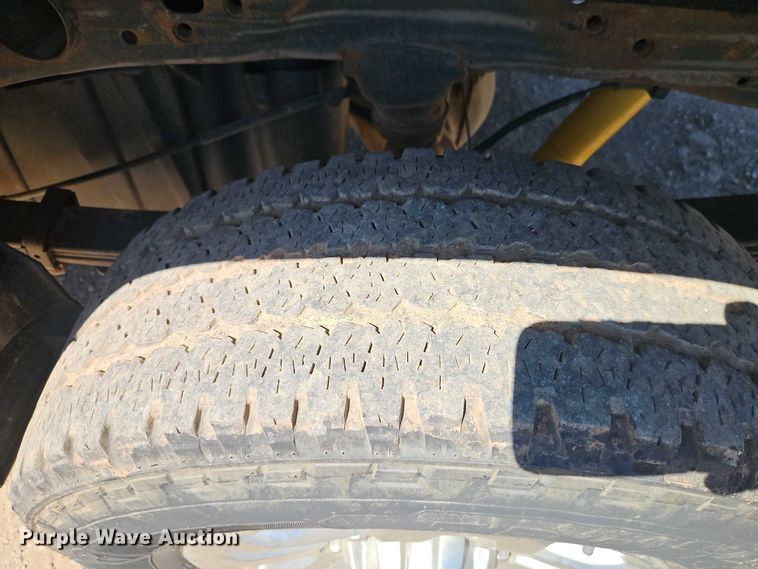 image for item EB8266 2017 Chevrolet Silverado 2500HD Crew Cab pickup truck