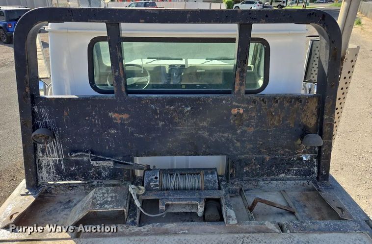 image for item EC1116 1995 International 4900 rollback truck