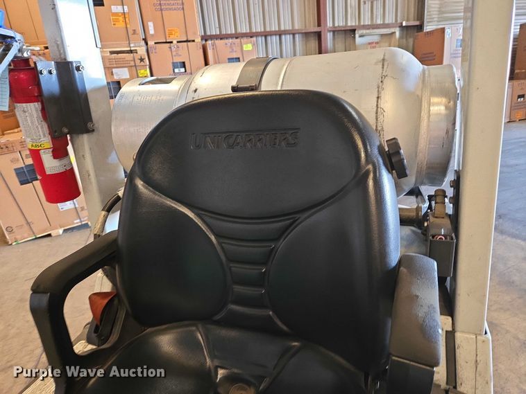 image for item EC1123 2017 UniCarriers CFS40 forklift