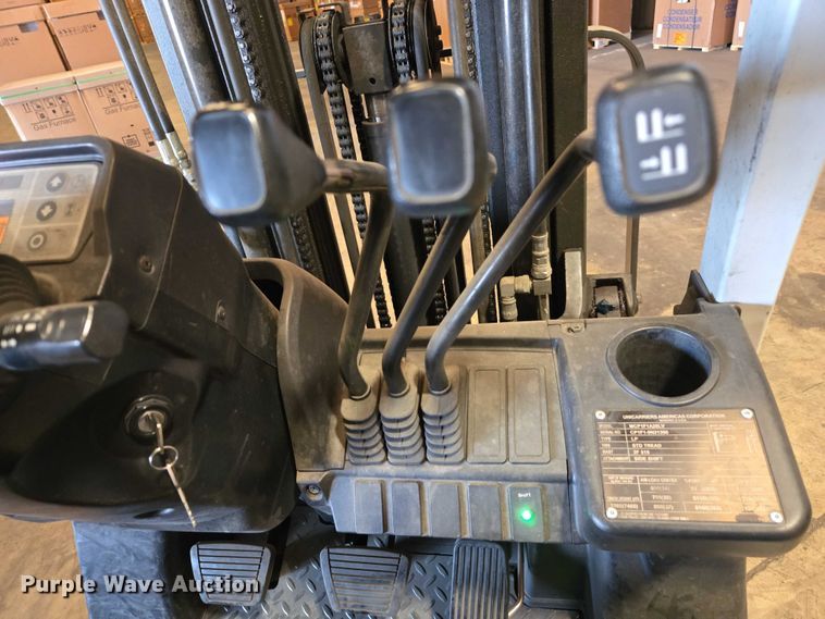 image for item EC1123 2017 UniCarriers CFS40 forklift