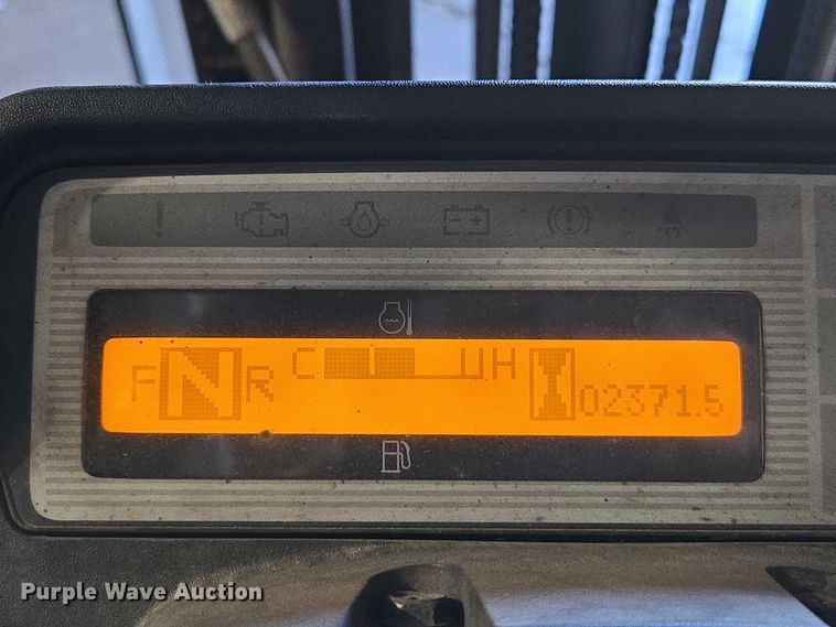 image for item EC1123 2017 UniCarriers CFS40 forklift