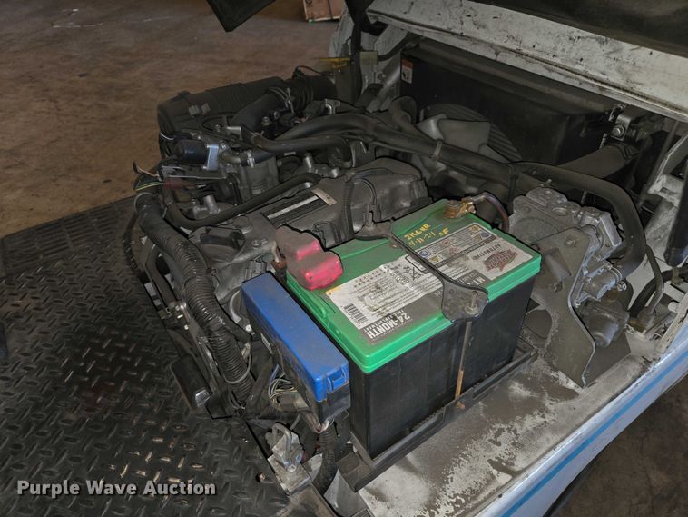 image for item EC1123 2017 UniCarriers CFS40 forklift