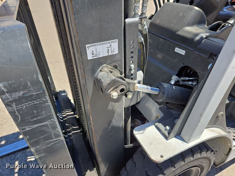 image for item EC1124 2017 UniCarriers PF50 forklift