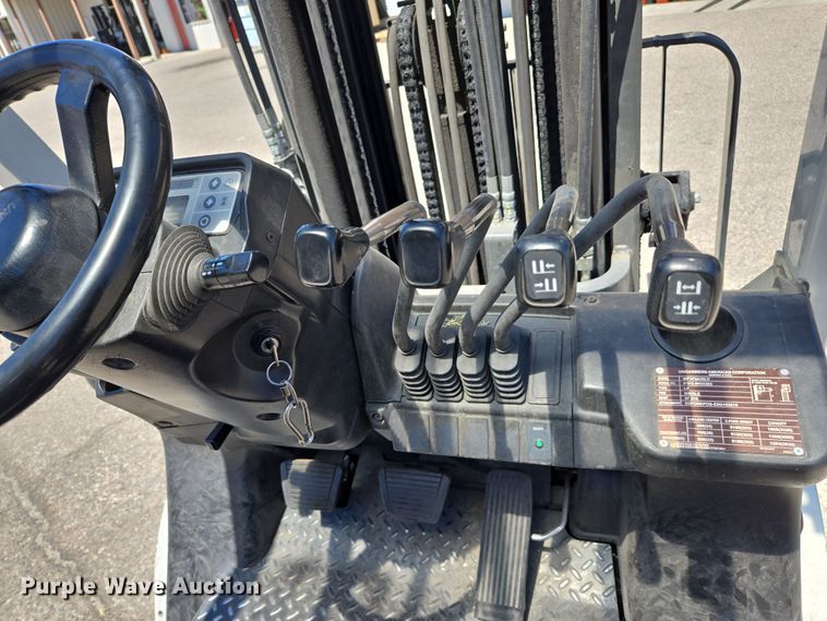 image for item EC1124 2017 UniCarriers PF50 forklift