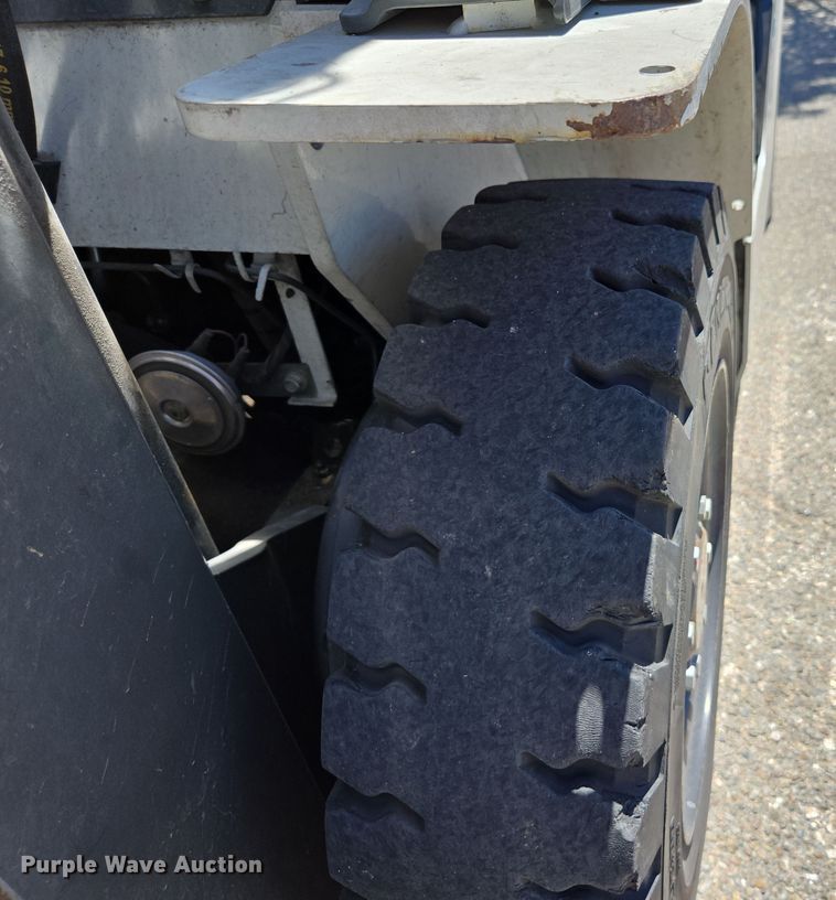 image for item EC1124 2017 UniCarriers PF50 forklift