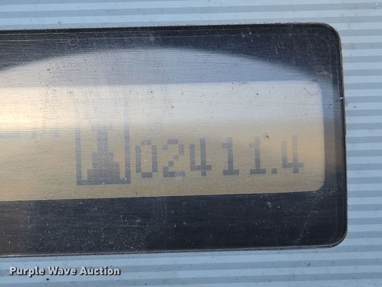 image for item EC1125 2017 UniCarriers CFS40 forklift