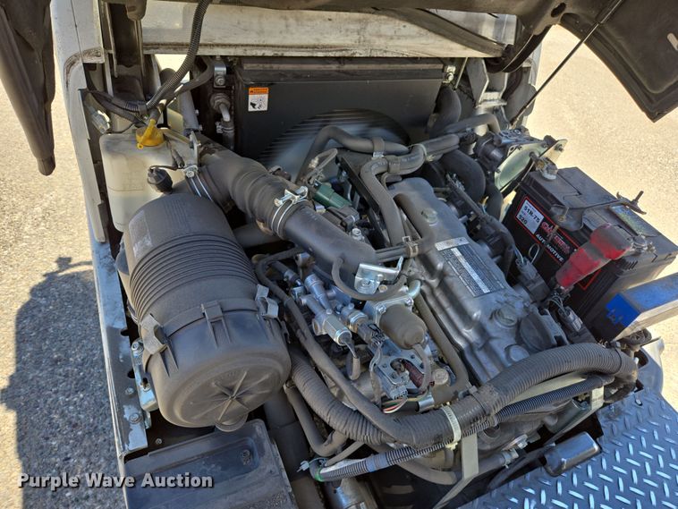 image for item EC1125 2017 UniCarriers CFS40 forklift