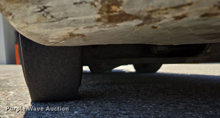 image for item EC1125 2017 UniCarriers CFS40 forklift