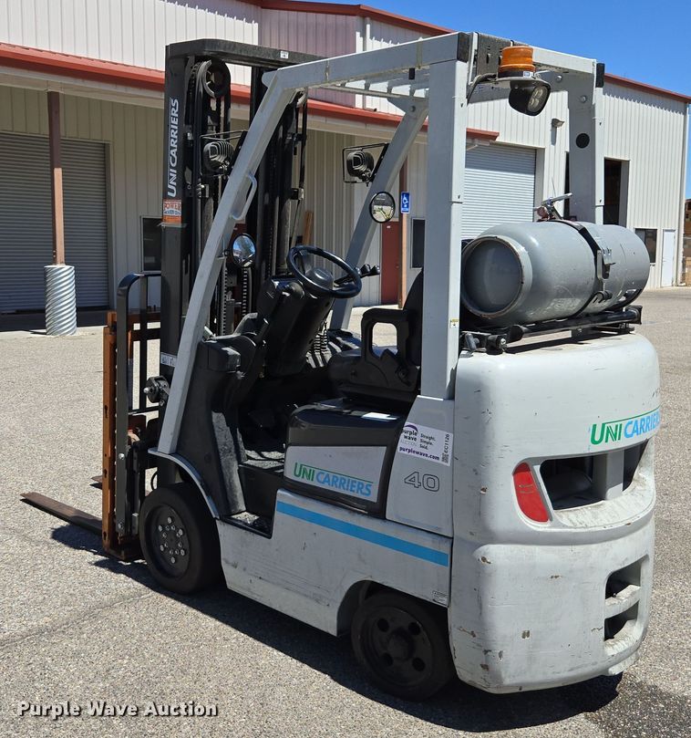 image for item EC1126 2017 UniCarriers CFS40 forklift