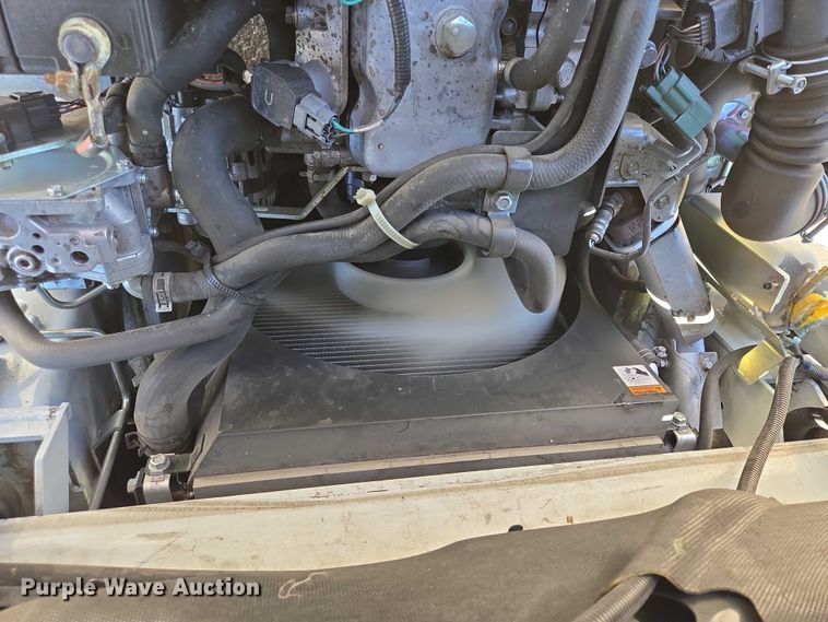 image for item EC1126 2017 UniCarriers CFS40 forklift