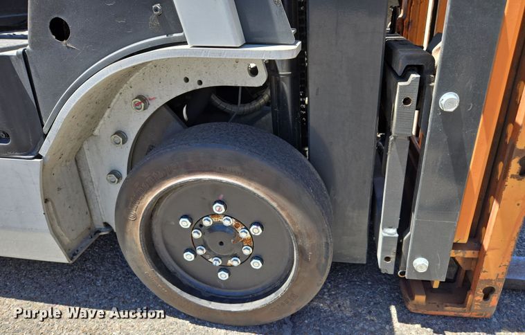 image for item EC1126 2017 UniCarriers CFS40 forklift