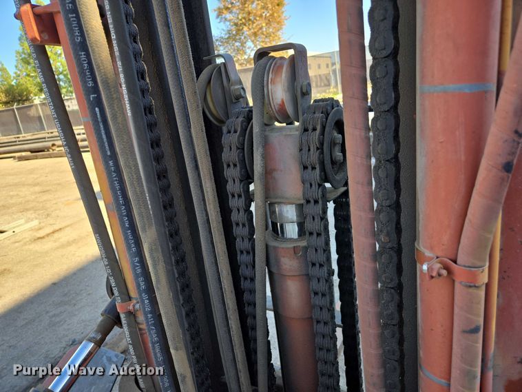 image for item EC1127 1993 Nissan PF60 forklift