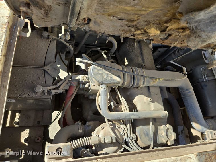 image for item EC1127 1993 Nissan PF60 forklift