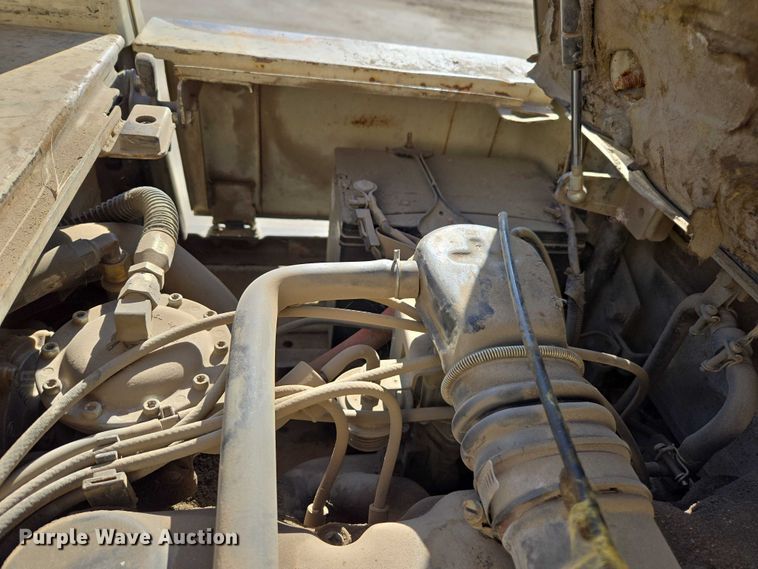 image for item EC1127 1993 Nissan PF60 forklift