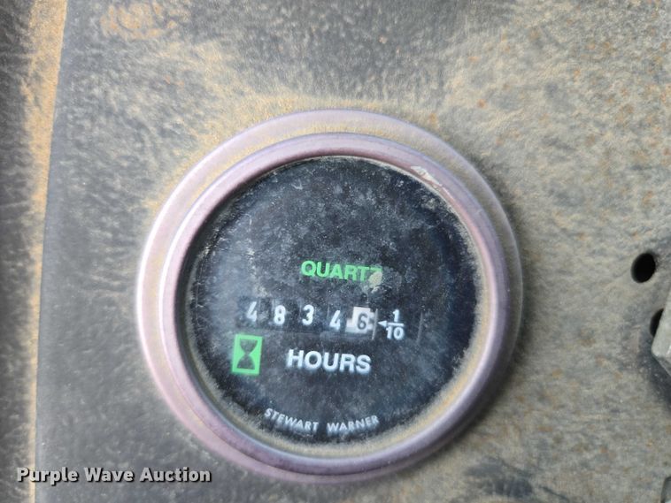 image for item EC1142 1994 Ford LN8000 flatbed truck