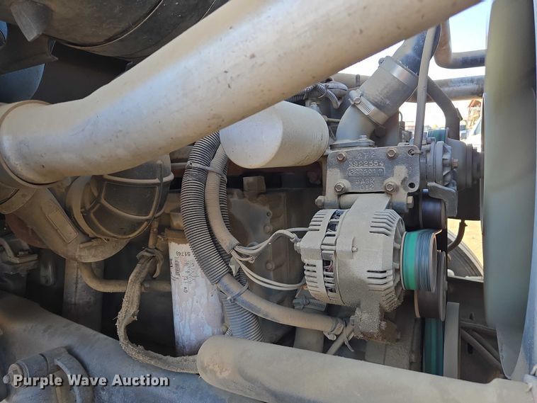 image for item EC1142 1994 Ford LN8000 flatbed truck