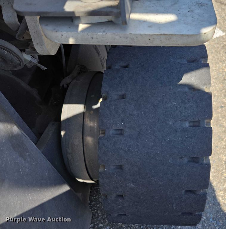 image for item EC1145 2014 UniCarriers AF50 forklift