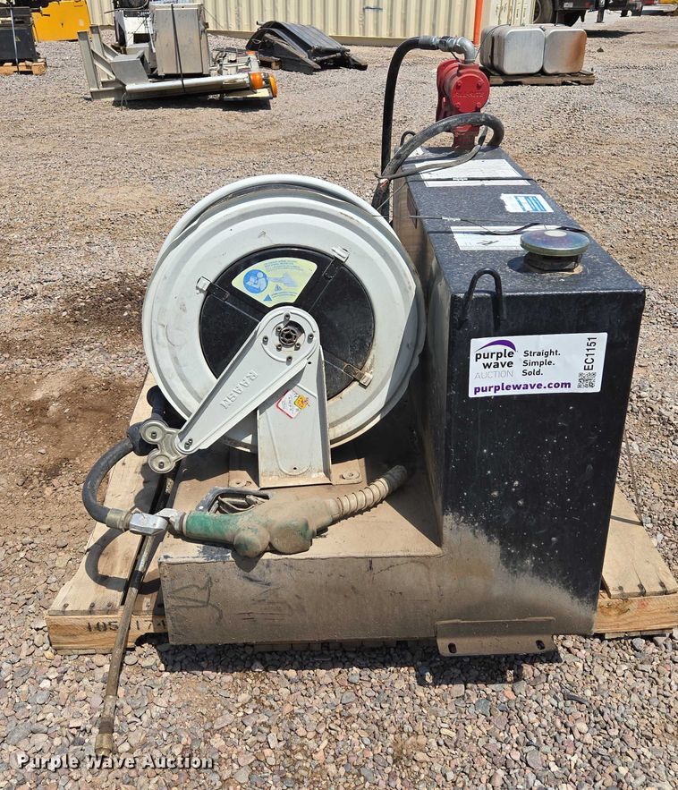 image for item EC1151 Weatherguard 352 auxiliary fuel tank