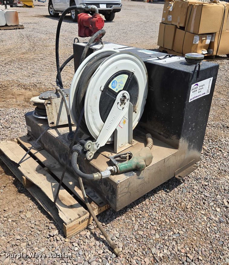 image for item EC1151 Weatherguard 352 auxiliary fuel tank