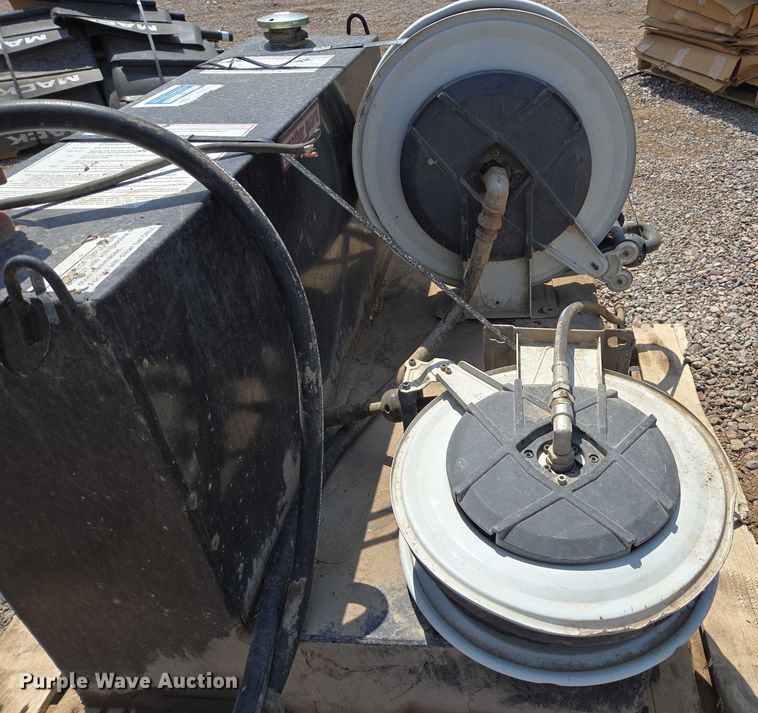 image for item EC1151 Weatherguard 352 auxiliary fuel tank