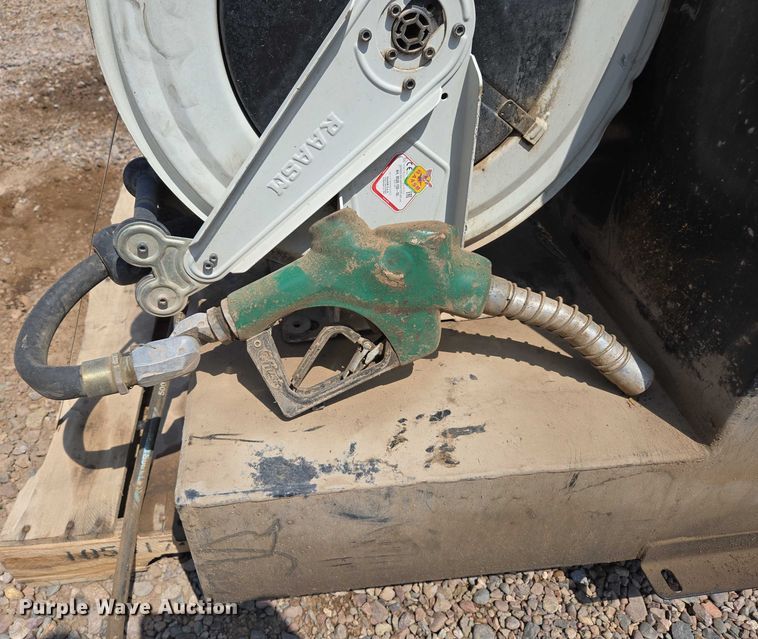 image for item EC1151 Weatherguard 352 auxiliary fuel tank