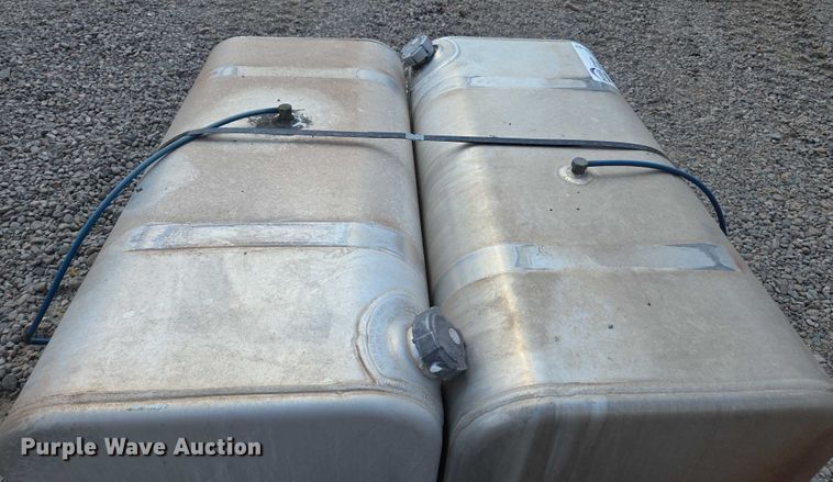 image for item EC1152 (2) fuel tanks