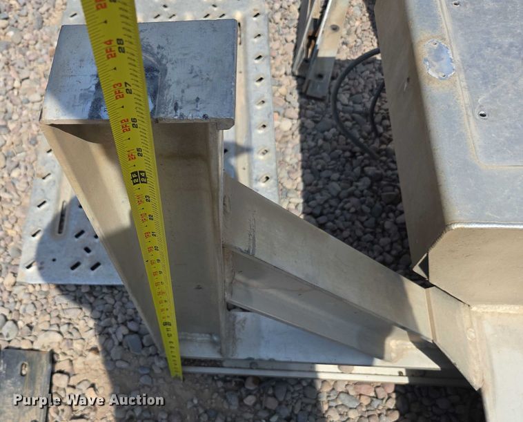 image for item EC1155 Headache rack