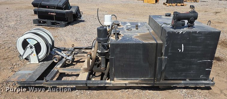 image for item EC1156 Delta 48400 fuel and lube skid 