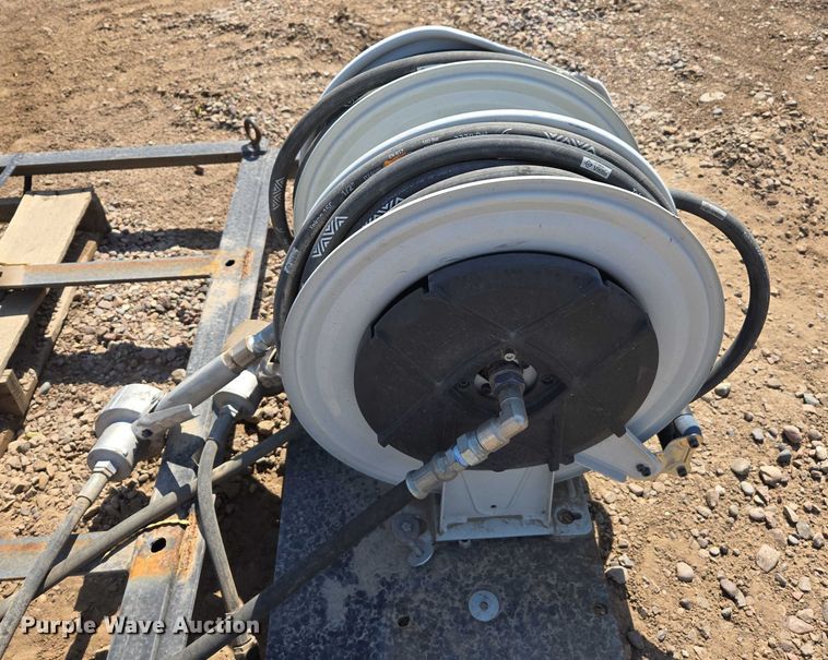 image for item EC1156 Delta 48400 fuel and lube skid 