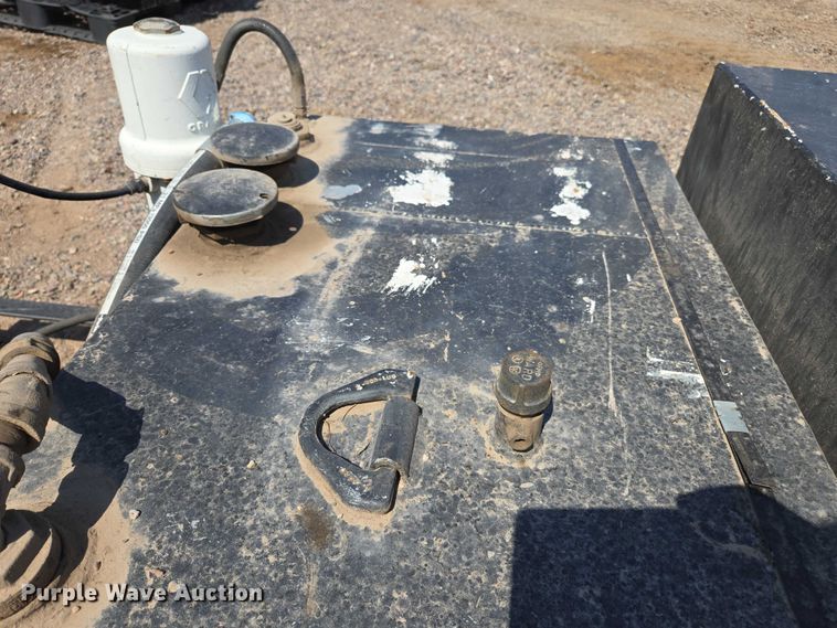 image for item EC1156 Delta 48400 fuel and lube skid 